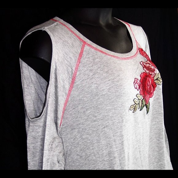 NEW Bobeau 3X Top Rose Applique Cold Shoulder Long Sleeves Heather Gray NWT - Picture 7 of 13